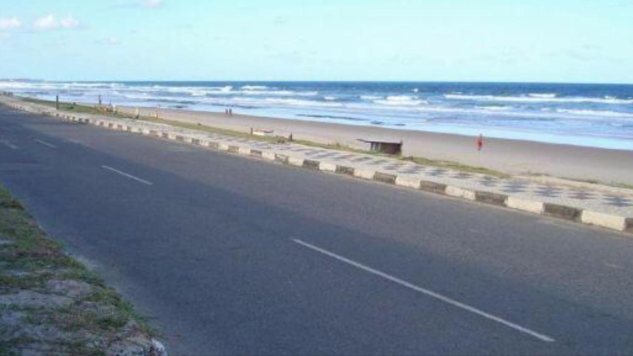 Chale 09 - Mamelucos Em Frente A Praia De Ipitanga Salvador Bahia Luaran gambar